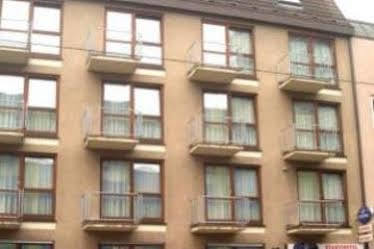 Stadthotel Am Wasen Estugarda Exterior foto